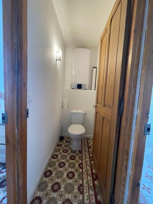 Appartement Charmante Maison Avec Terrasse , Clim , Wifi *